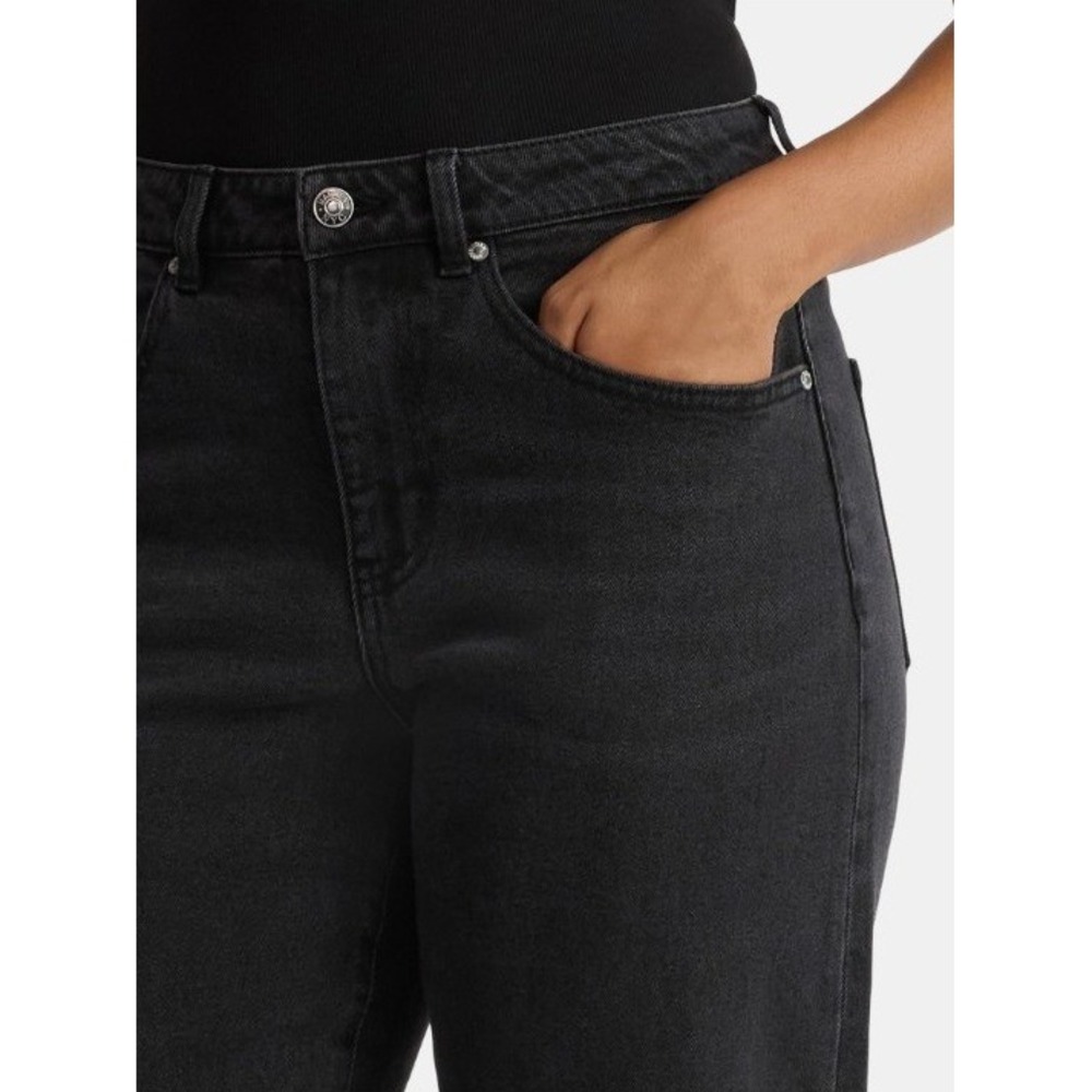 NWT Madden NYC Women's Y2K Barrel Jeans Galaxy Wash Size 2 Relaxed Mid-Rise - Picture 2 of 13